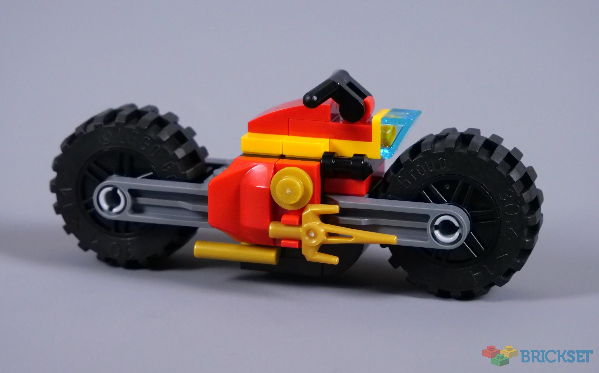 LEGO Ninjago 71838 Kai's Motorcycle Speed Race review | Brickset